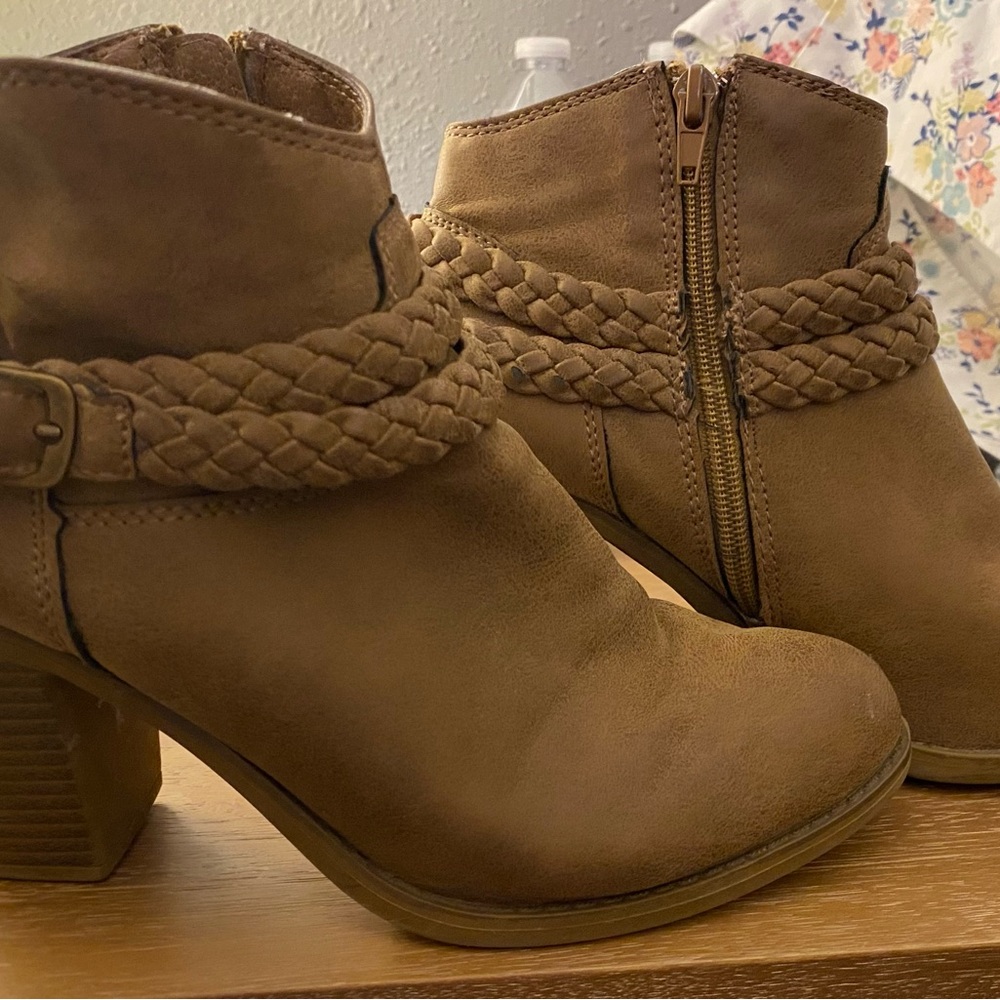Braided Tan Ankle Boots